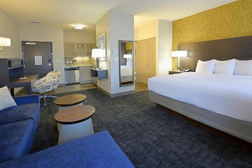 Staybridge Suites Little Rock - Medical Center image 11